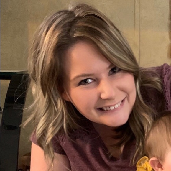 Meet your Posher, Alicia - Picture 1 of 1